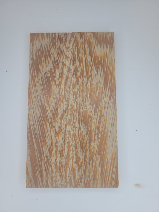 Lati wood-stabilized -  purple dyed scale